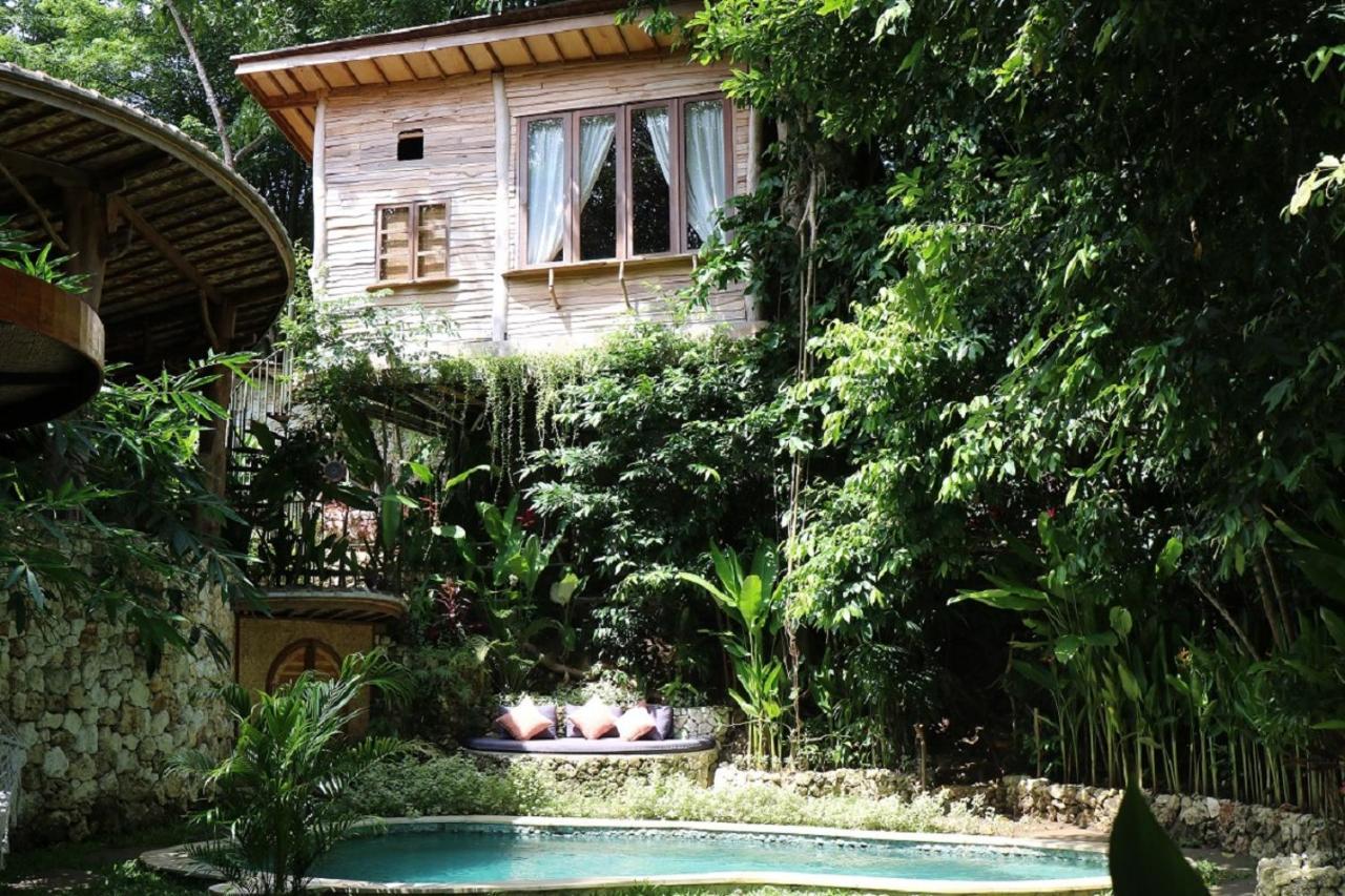 Roots Tree House Villa Uluwatu Exteriör bild